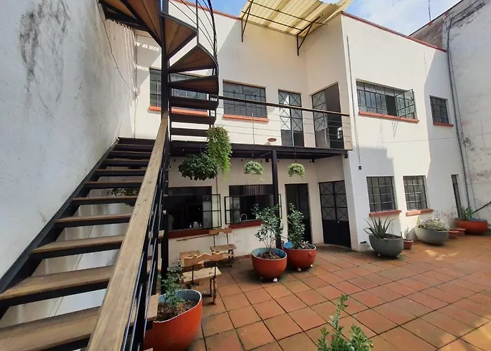 Joe N' Host Bed & Breakfast Mexico City